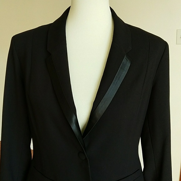 Kardashian Kollection Jackets & Blazers - Kardashian blazer